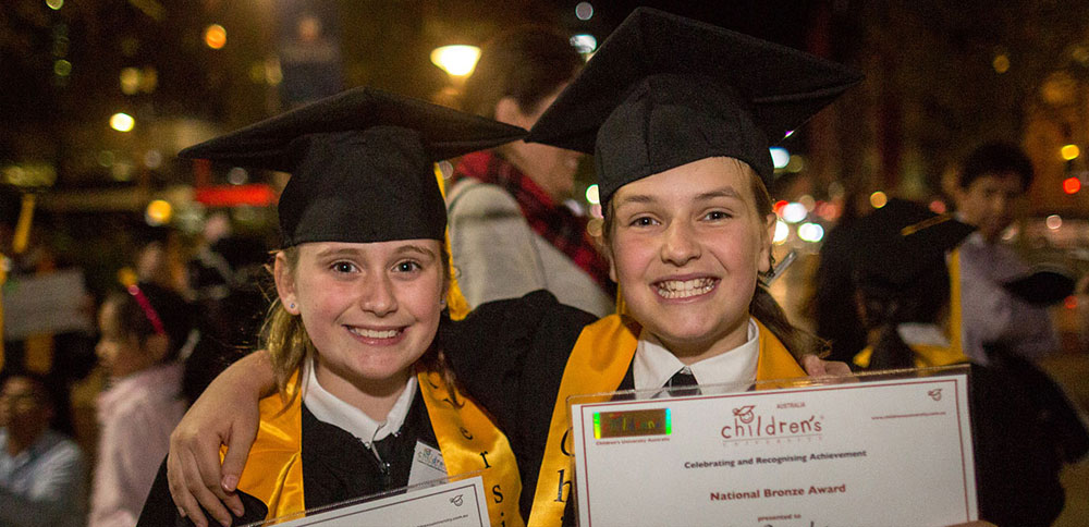 childrens-university-graduates2.jpg